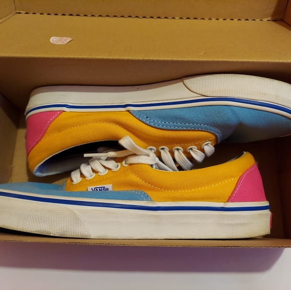 Shose - Picture 3 of 6